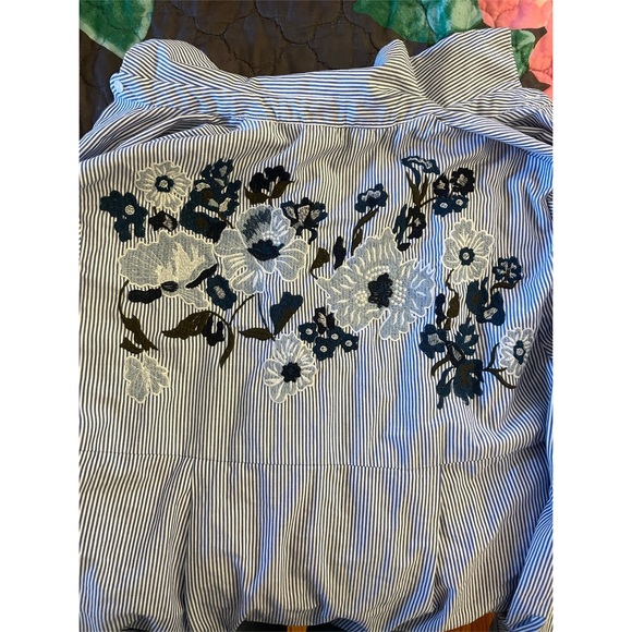 Zara Pinstriped Wrap Top - Picture 5 of 7